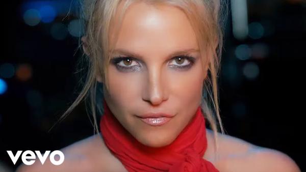 Embedded thumbnail for Dögös videóval jelentkezik Britney Spears és Tinashe